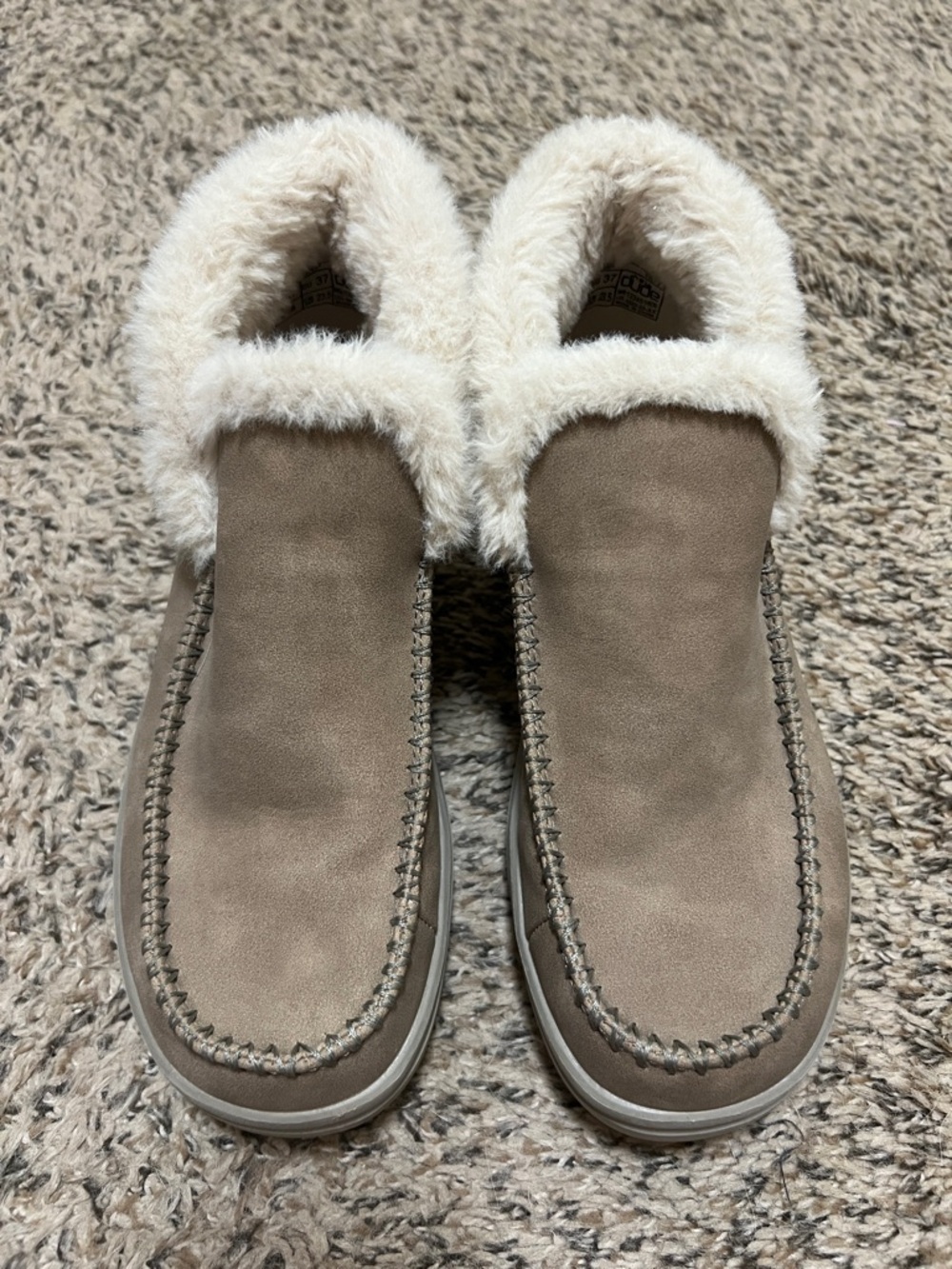 Hey Dude Denny grip Taupe suede Faux Fur Clog Mules - Picture 4 of 5
